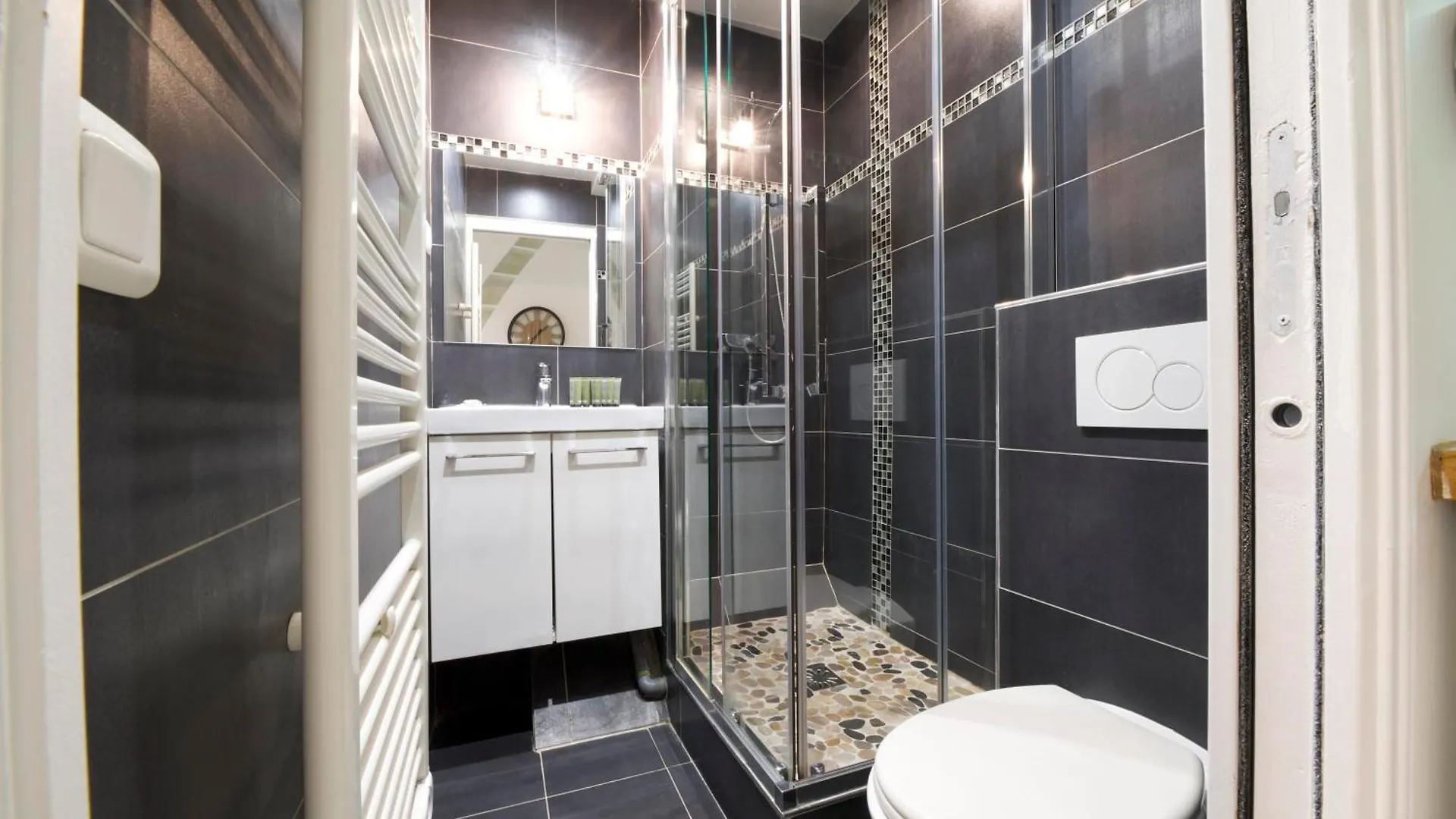 Cia - Faubourg Montmartre Studio Paris 0*,